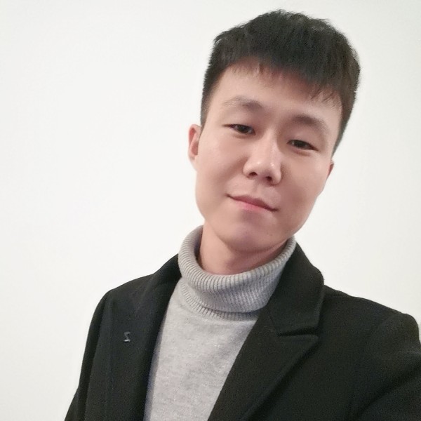 托洛夫斯基的照片