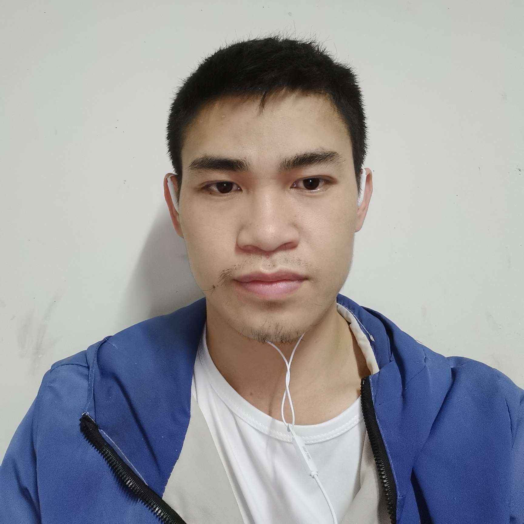 唇彩請开心的照片