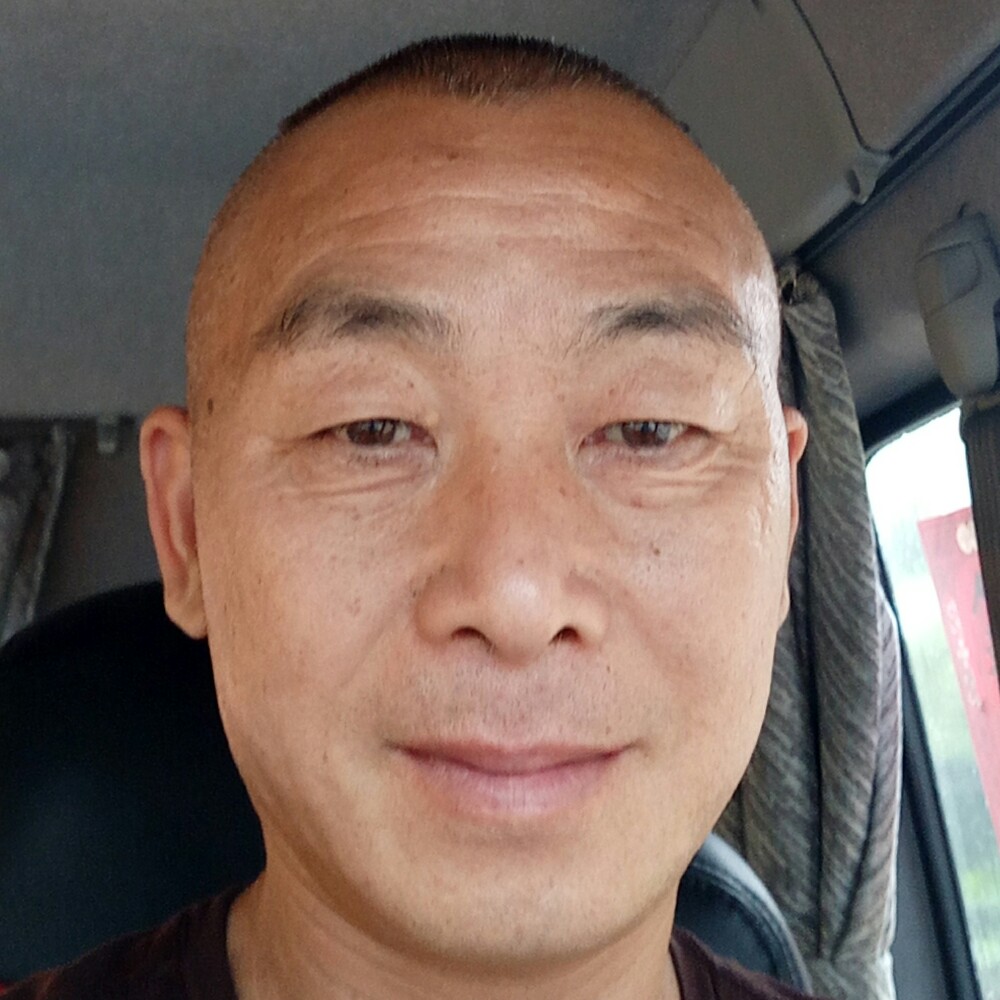汽车一个人的照片