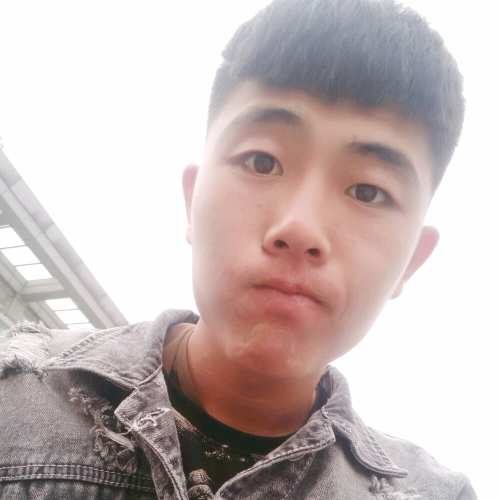 吴佳豪的照片