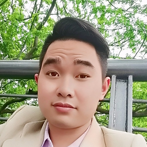 逐风請聪明的照片