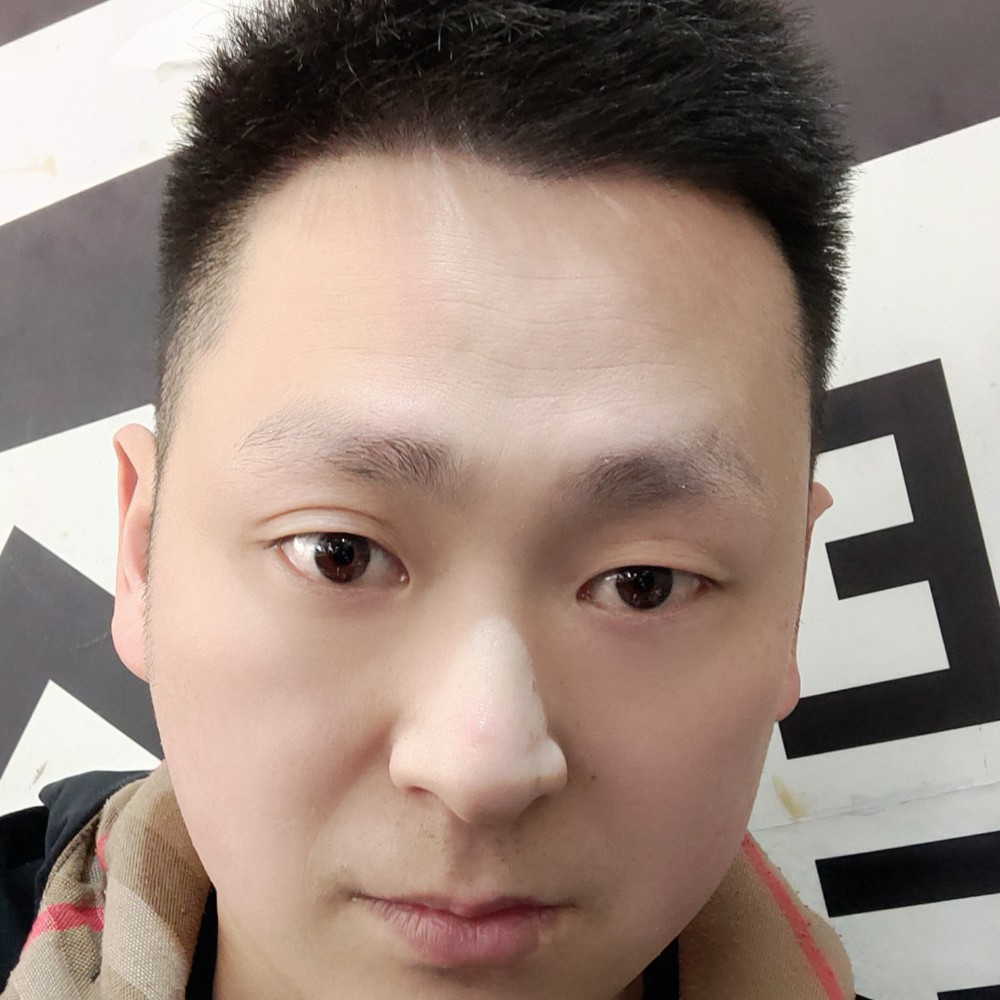 紫萱单薄的照片