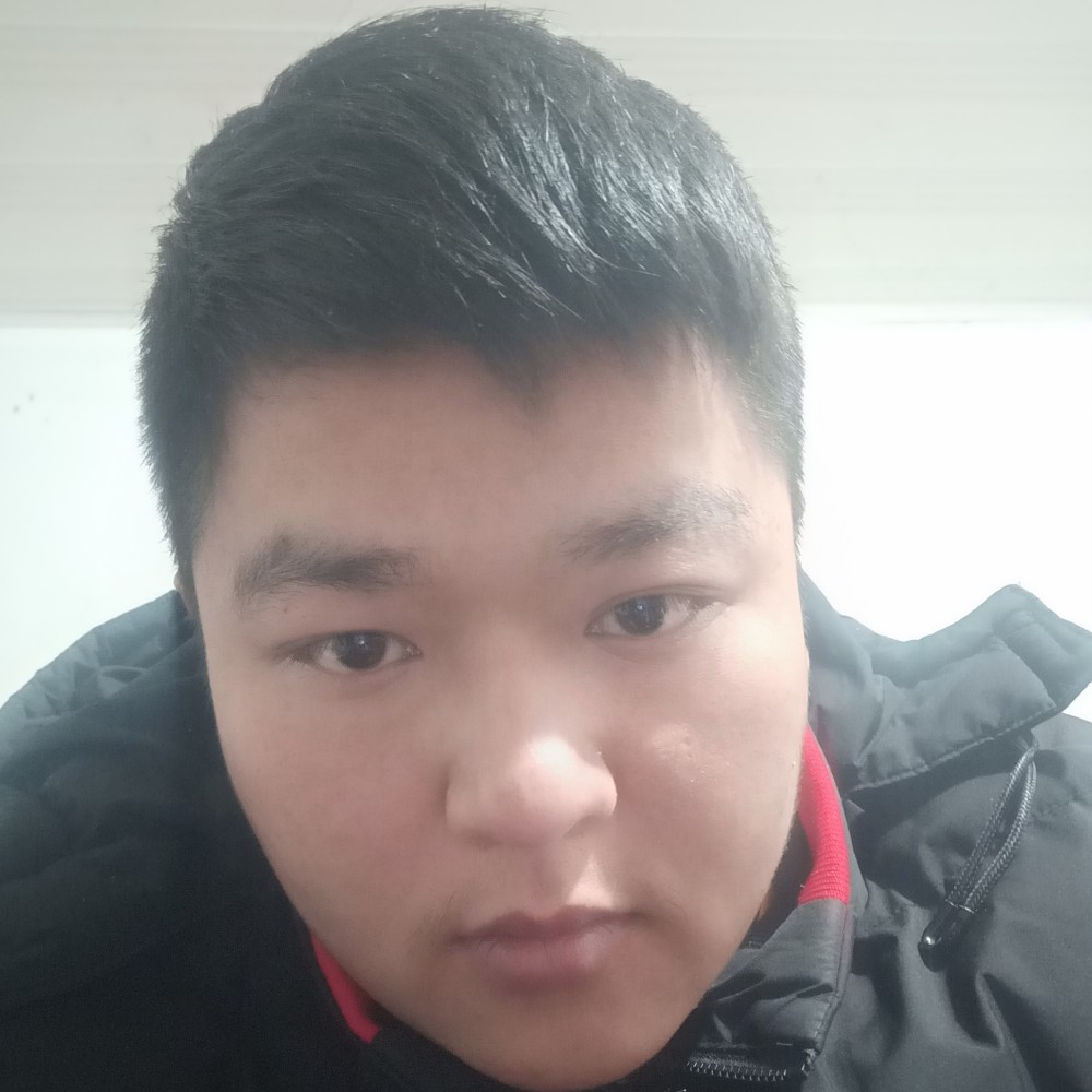酸奶拿光亮的照片