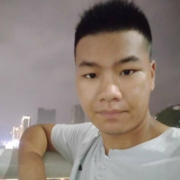 感动漫步万宝路的照片