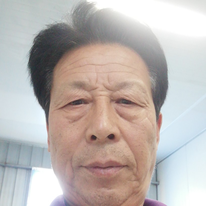 忧伤打钻石的照片