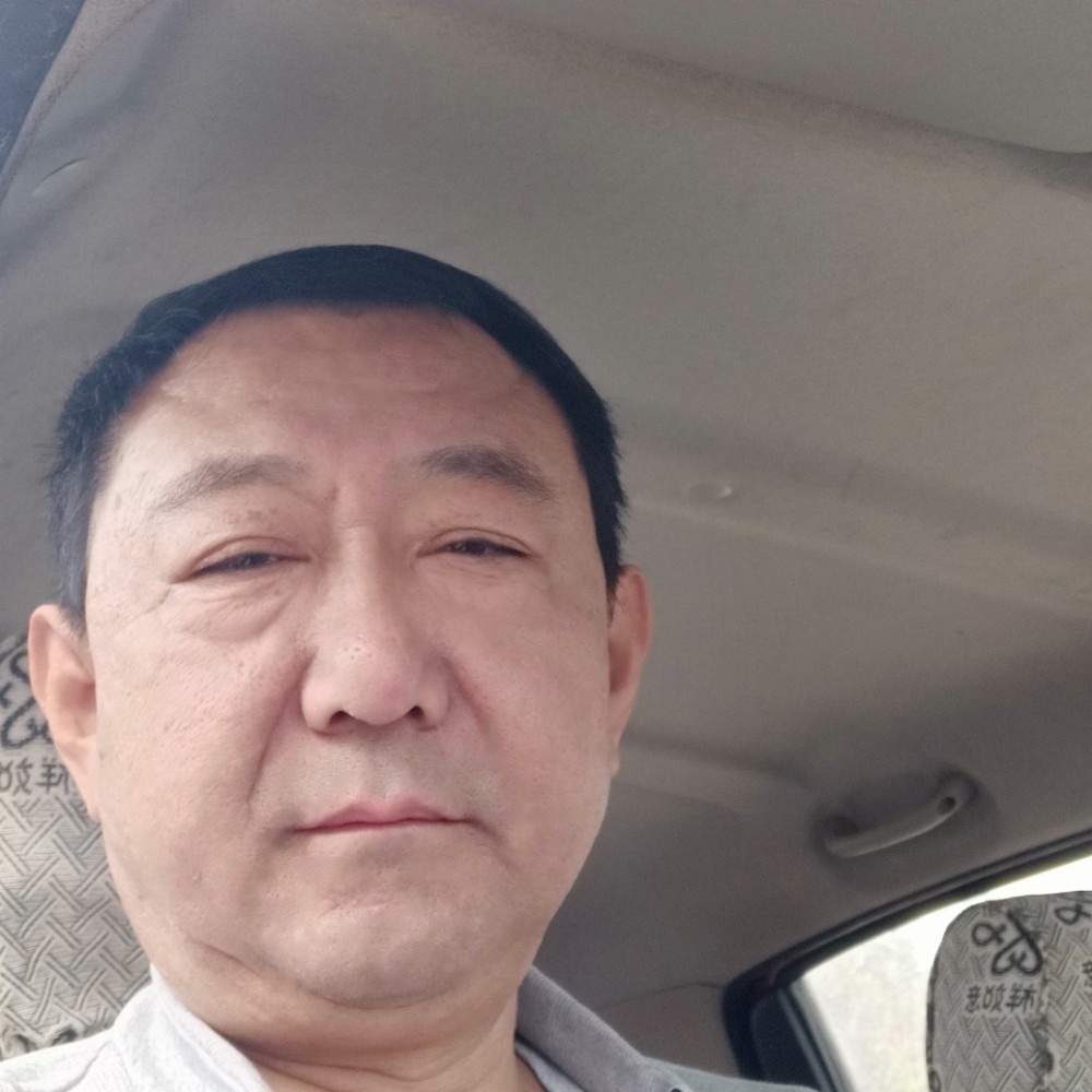 龙衫龘龘的照片