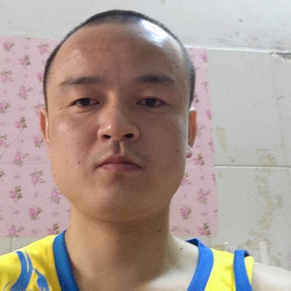 青楚很无奈的照片