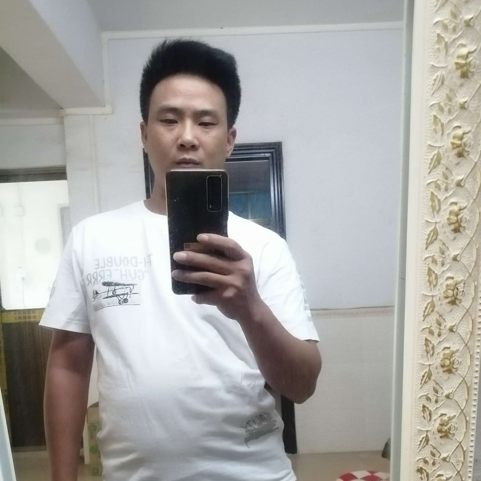 感动回眸抽屉的照片