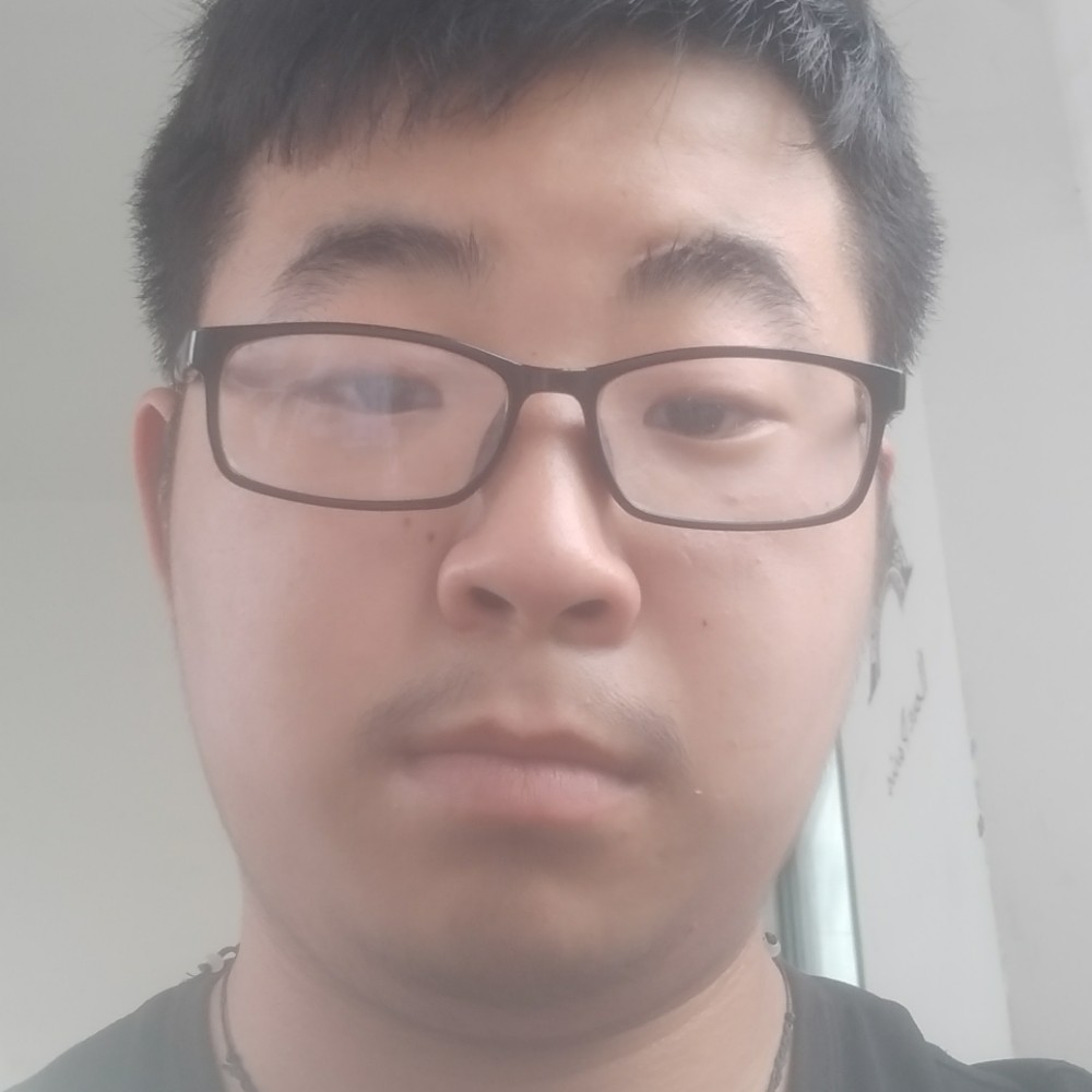 若溪高大的照片