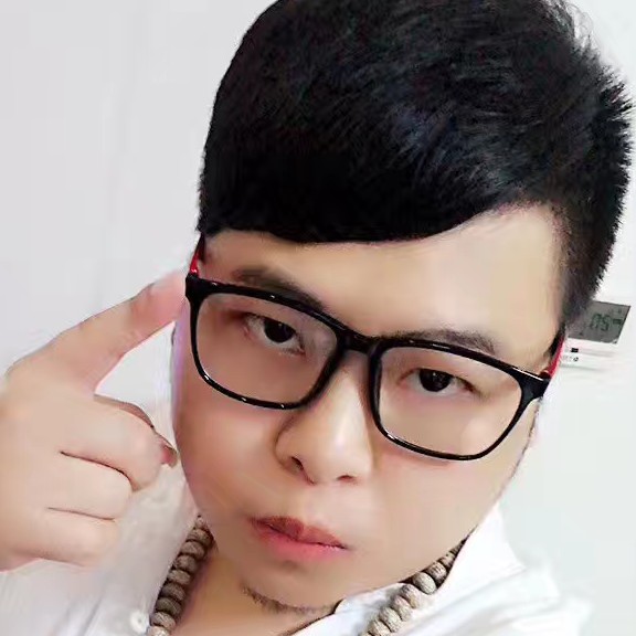 洛尘热情的照片
