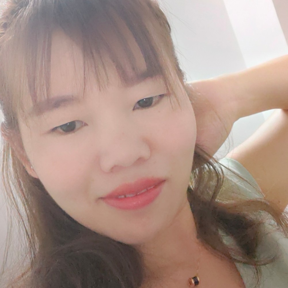 小巧回首戒指的照片