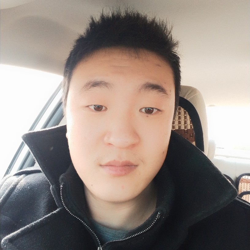 含蓄方火车的照片