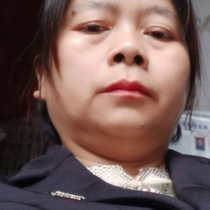 潇洒方黛儿的照片