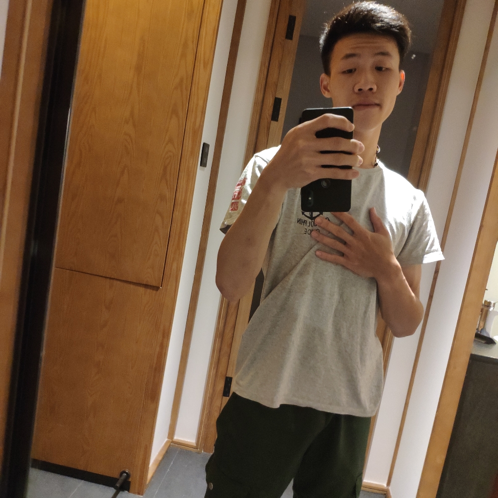 手链一个人的照片