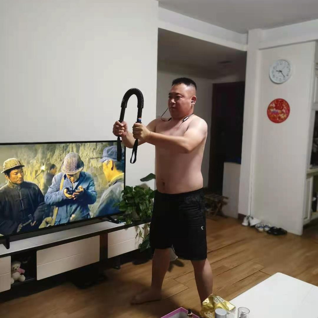 郭不正的照片