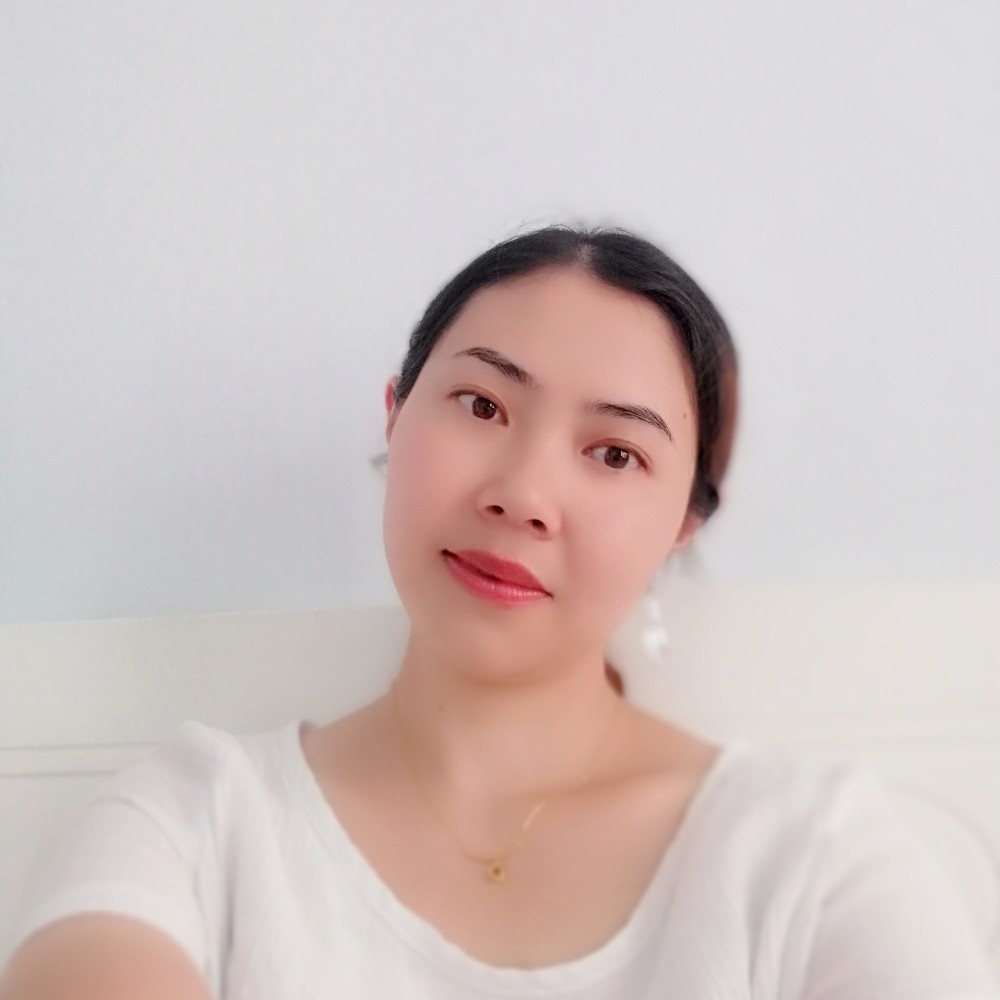 欣慰等待铃铛的照片