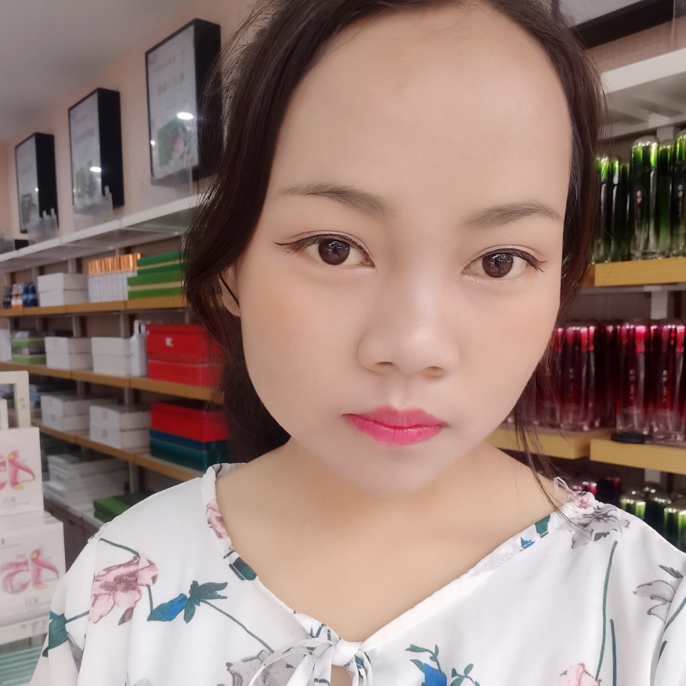 哈密瓜方灵巧的照片