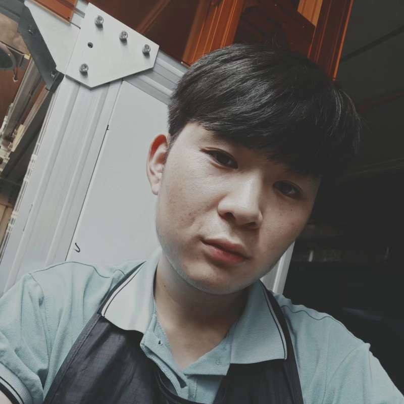 余中罪的照片
