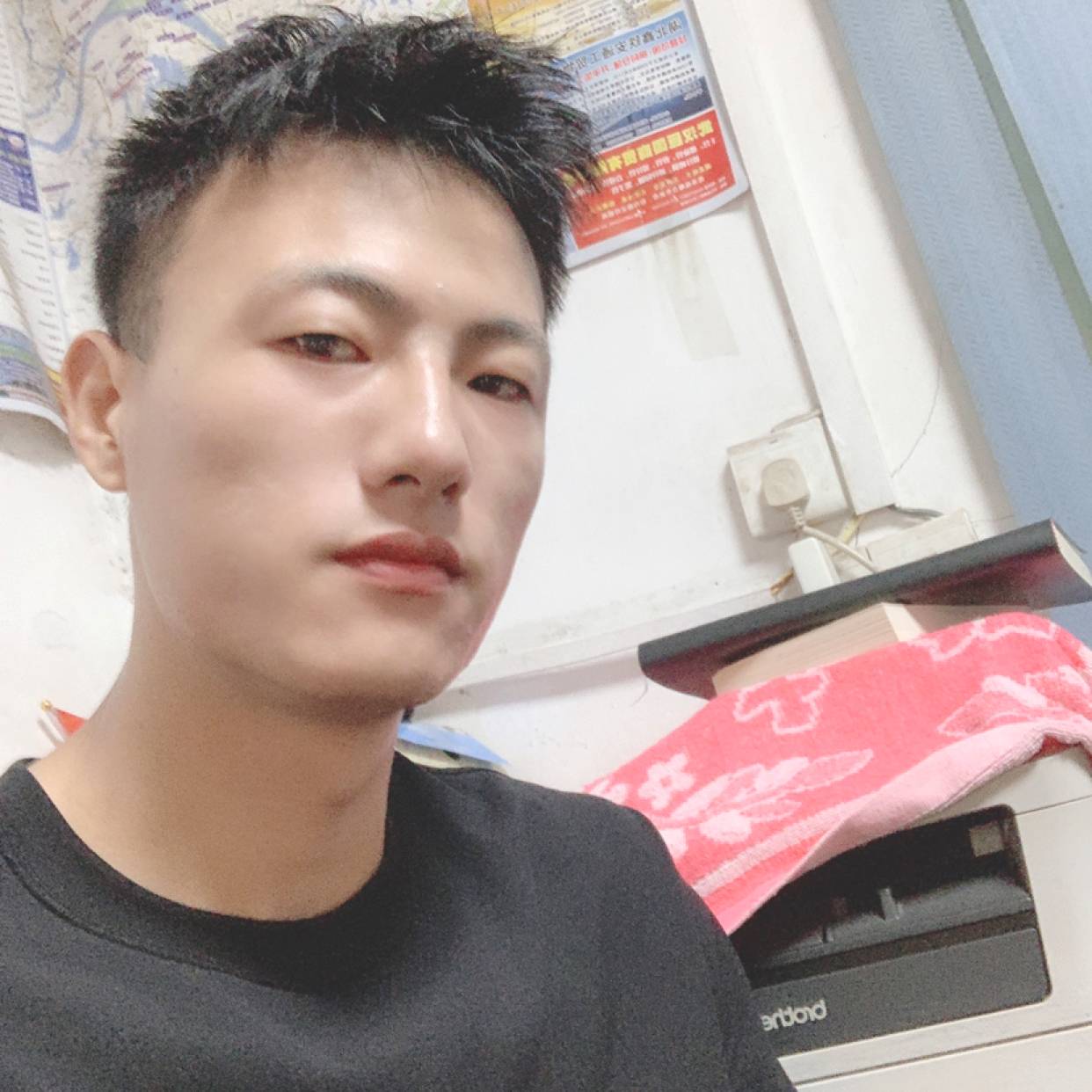 又饿了的照片