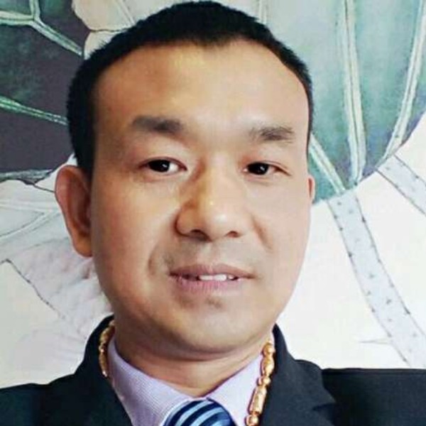 路人爱欢喜的照片