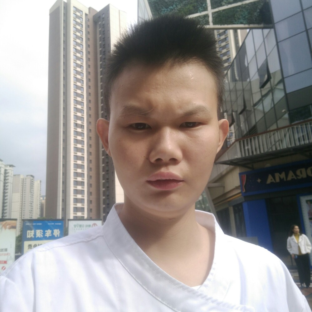 星月向彼年的照片