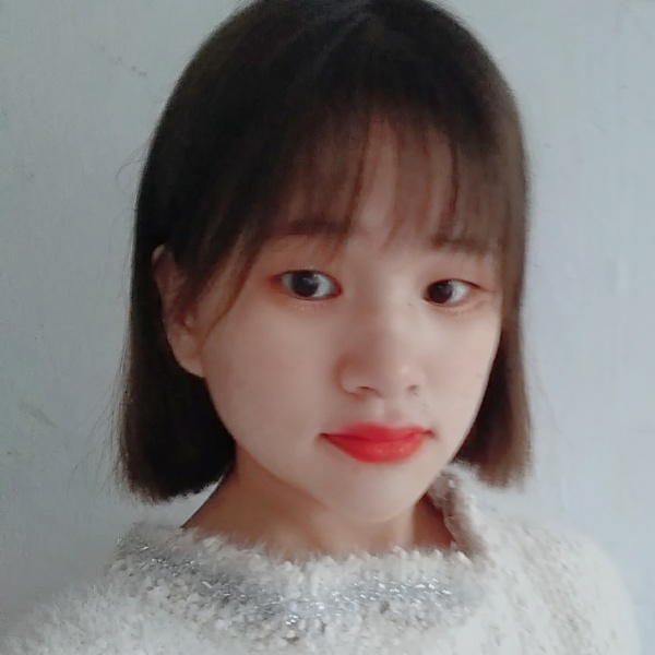 你的甜甜乖女的照片