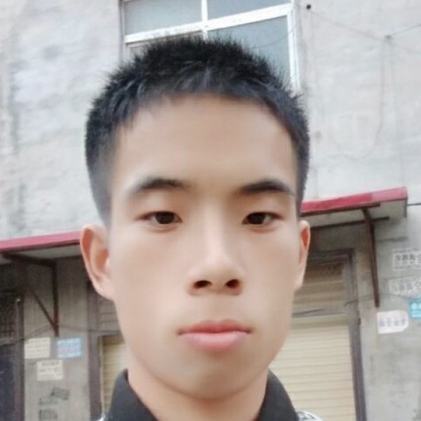 仁爱倾心荔枝的照片