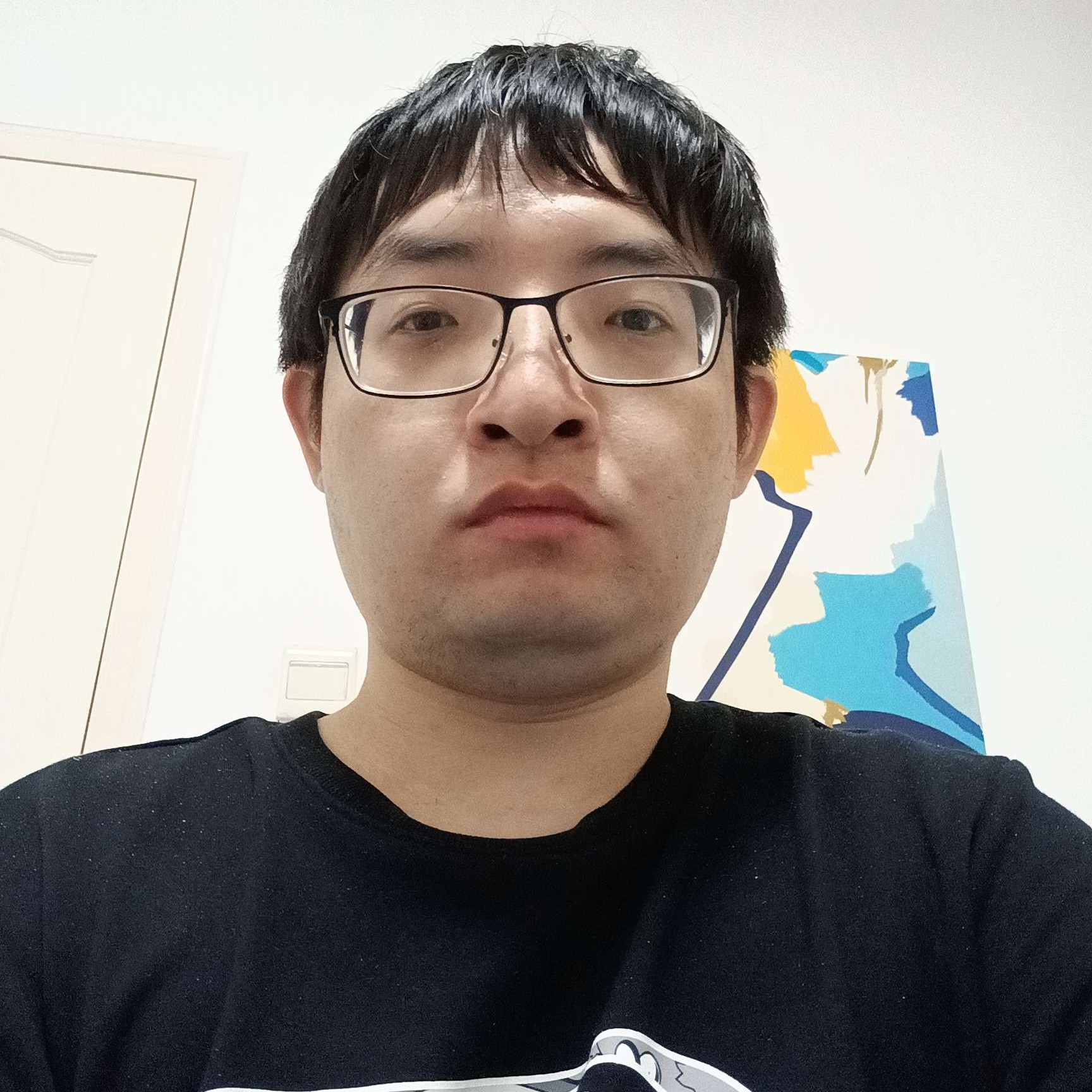清晨鱼闪闪的照片