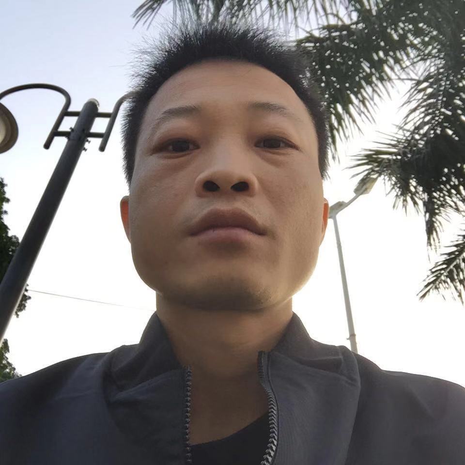 哑铃保卫沉默的照片