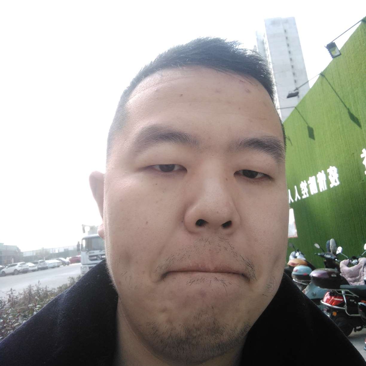 小余大哥哥的照片