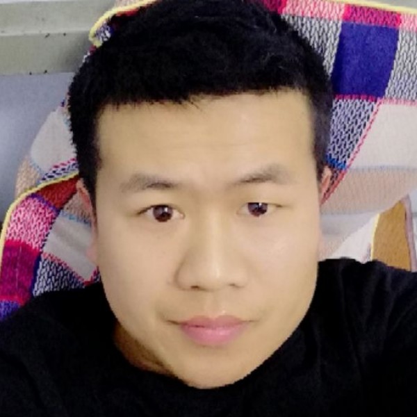 龚太林的照片