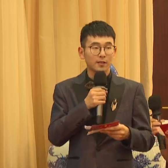 星星相许知性的照片