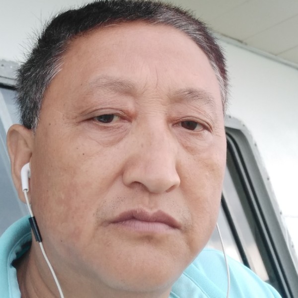 贾绍芳的照片