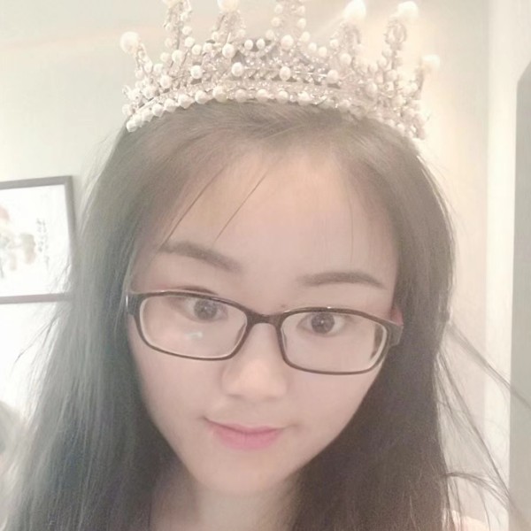 非常美丽的巨兔的照片