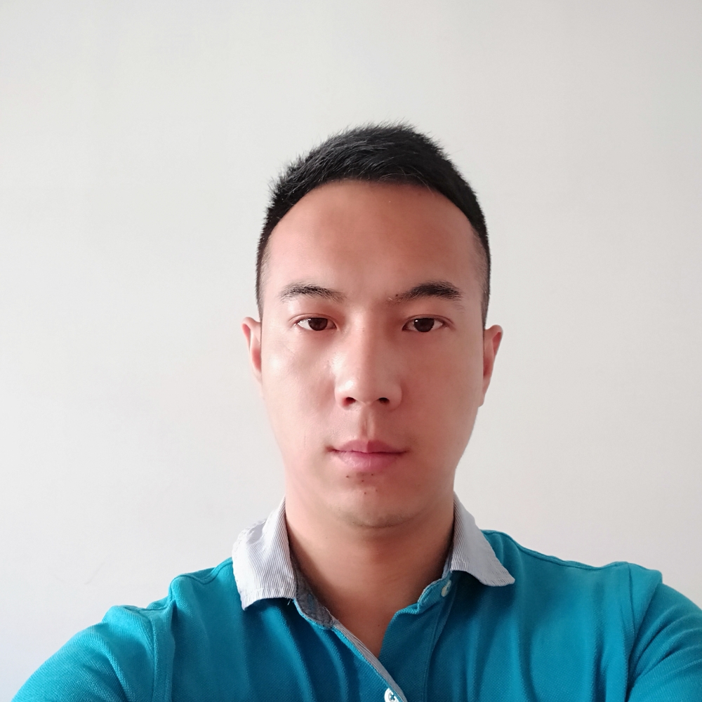 知性保卫老虎的照片