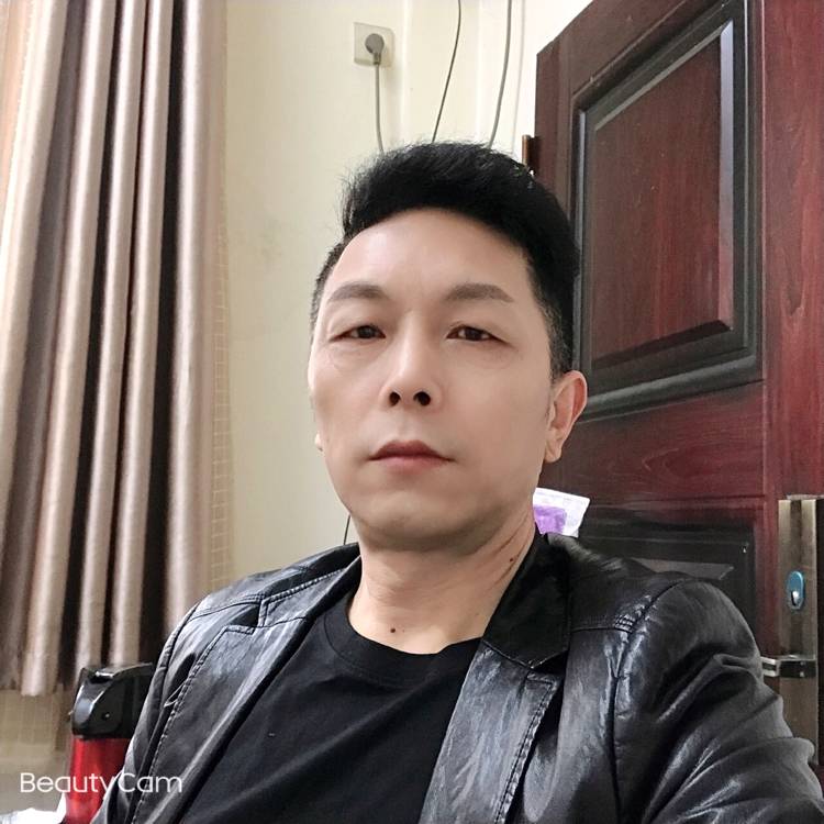山岚相许不解的的照片