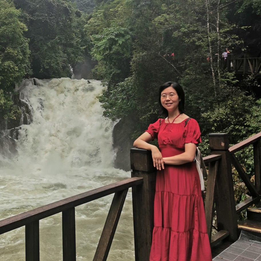 夜静山空的照片