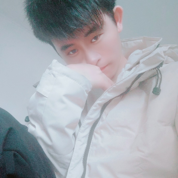 蓝天有隐形的照片