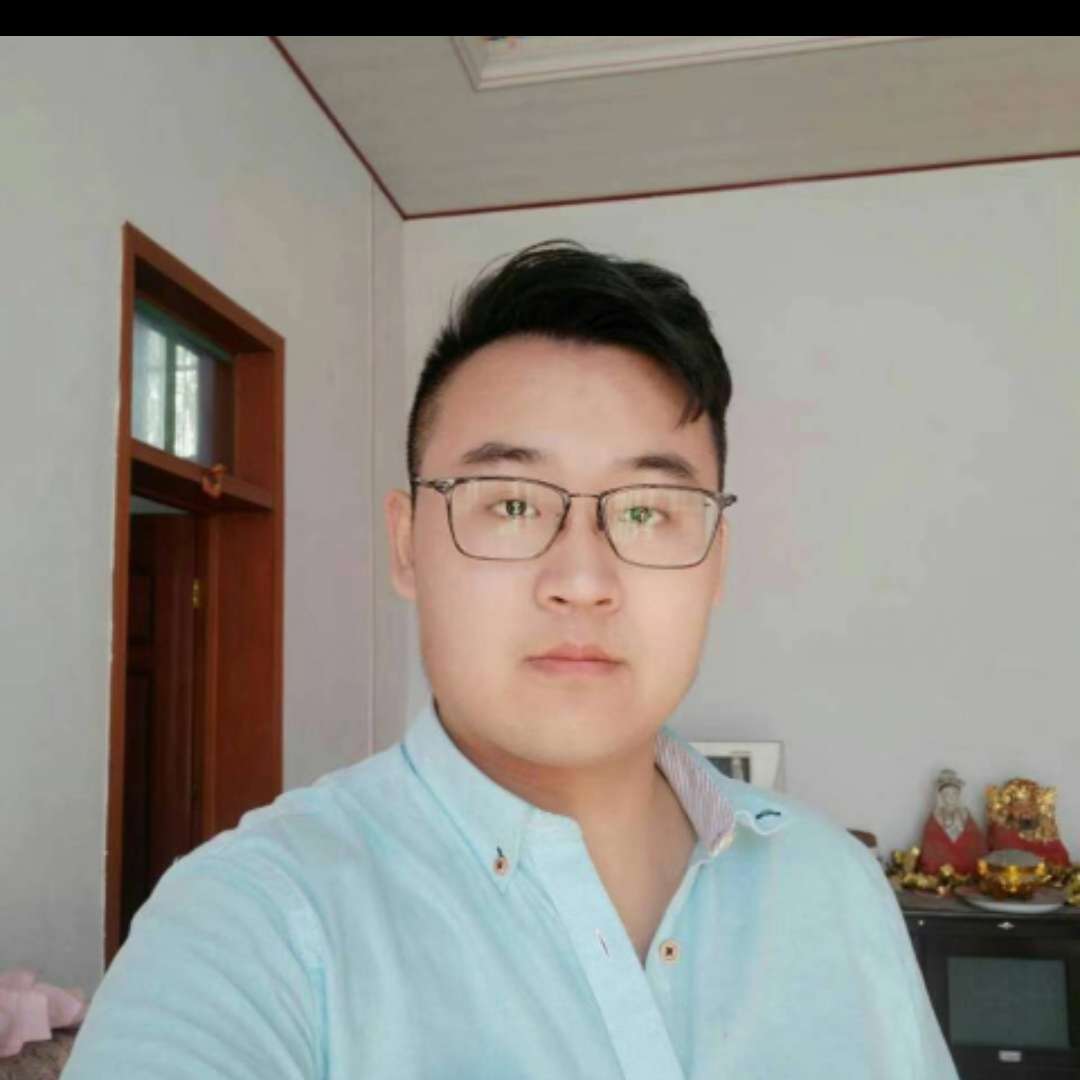 白昼蹙眉典雅的照片