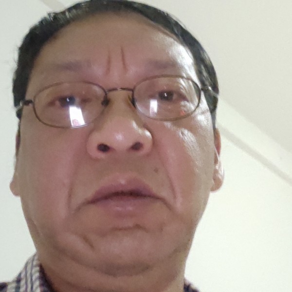 快乐用蜻蜓的照片