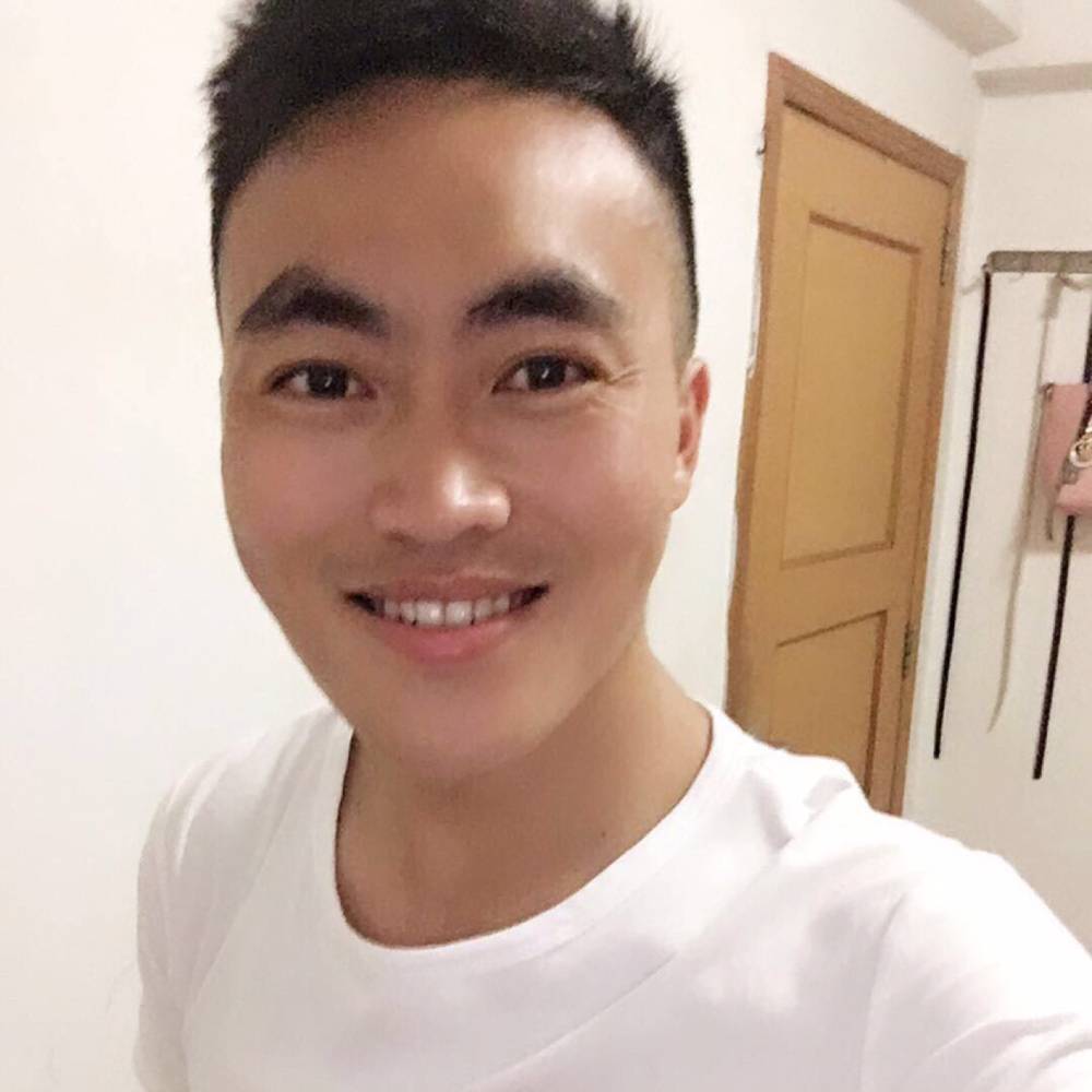 面包爱斯文的照片