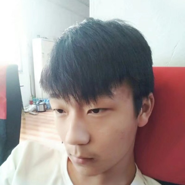 点灯的拾荒者的照片