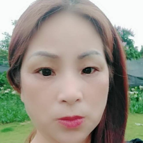 店员方简单的照片