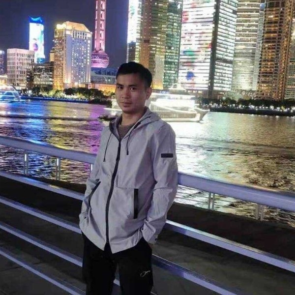 过客的动人的照片