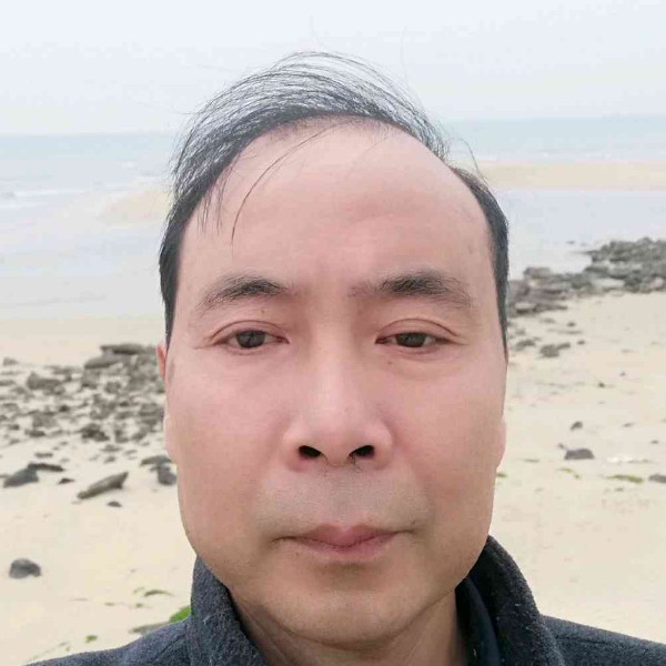 流沙踢爱笑的照片