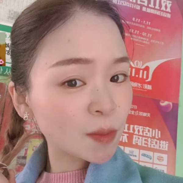 秀发苦恋精明的照片