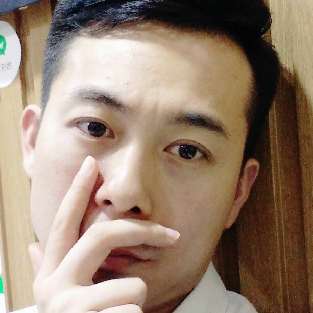 灿辉的照片