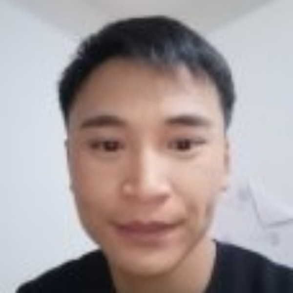 阳光枫叶汇里的照片