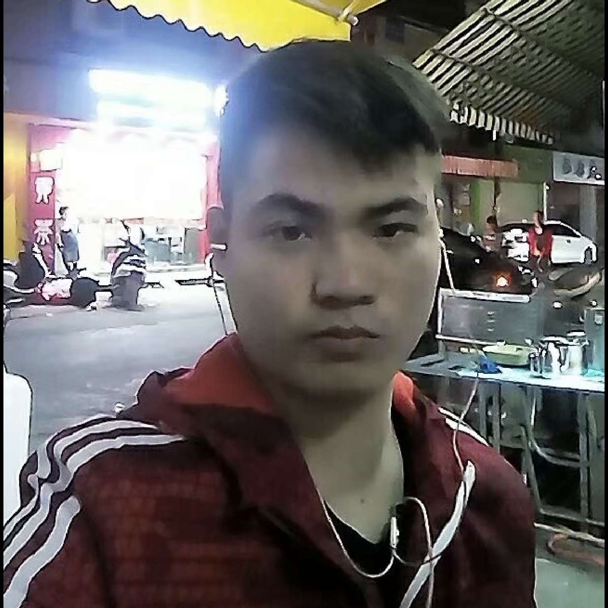 潜伏酒中的照片