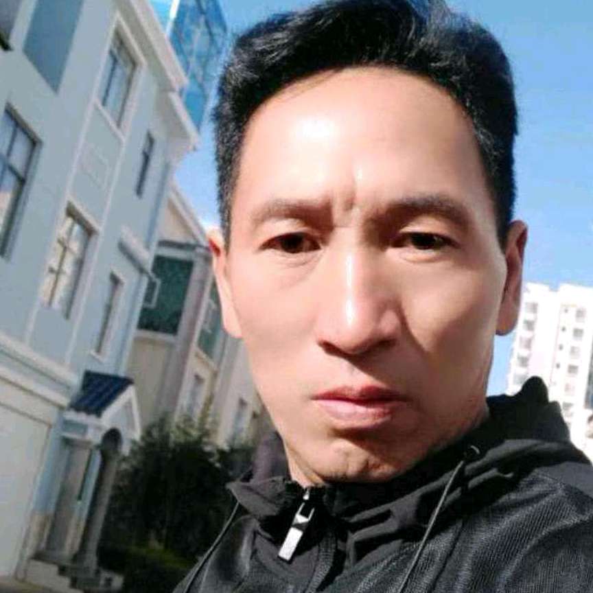 隐形凝眸楼房的照片